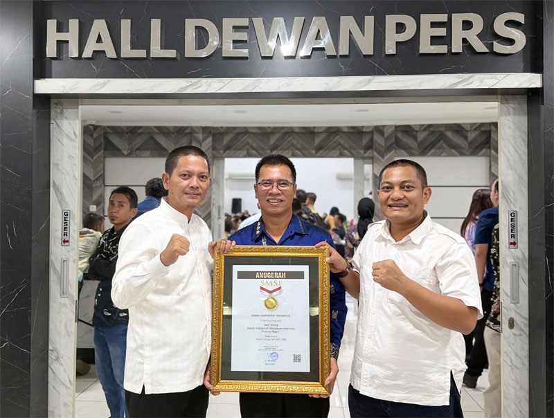 Kepemimpinan Bawa Anambas Maju, Datok Aneng Dianugerahi Tokoh Inspiratif Nasional SMSI 2026